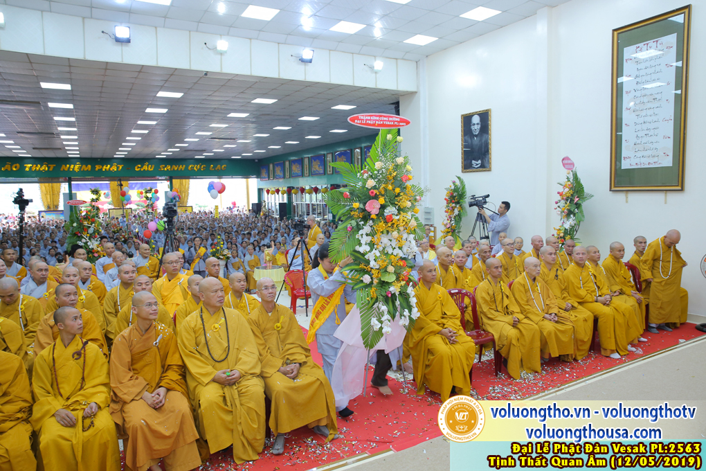 hinh-anh-dai-le-phat-dan-tai-chua-quan-the-am-ngay-08-04-ky-hoi-2019-chua-quan-the-am-duc-trong-lam-dong-55.jpg