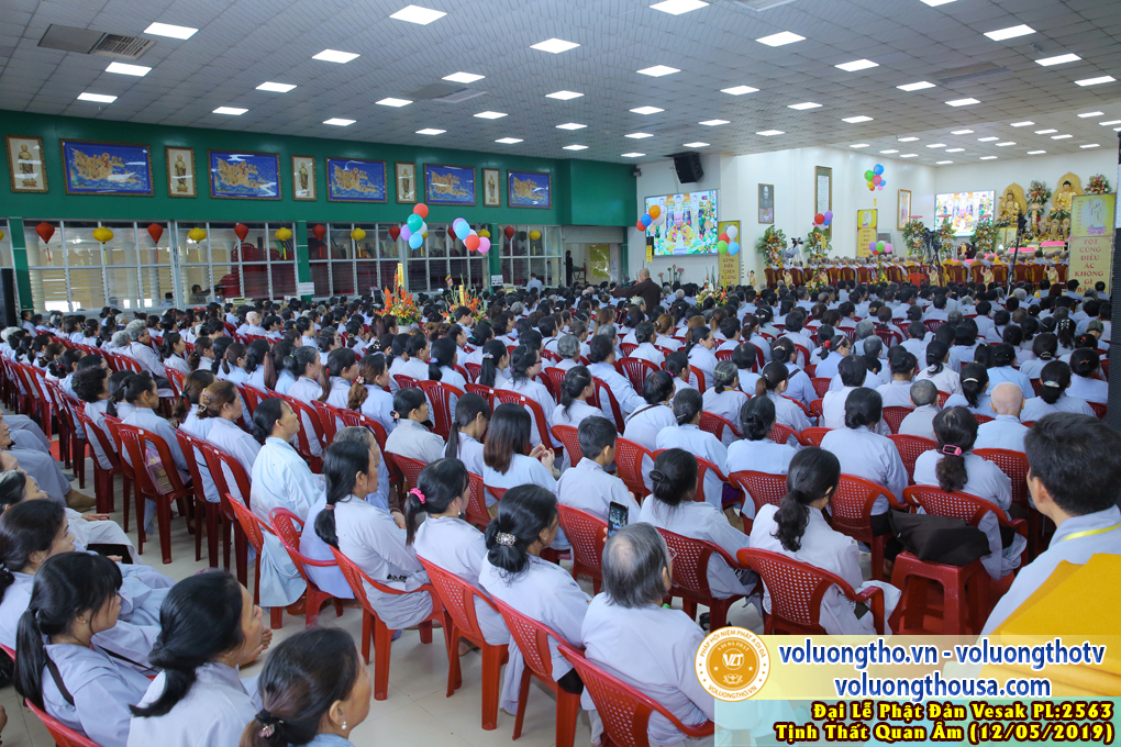 hinh-anh-dai-le-phat-dan-tai-chua-quan-the-am-ngay-08-04-ky-hoi-2019-chua-quan-the-am-duc-trong-lam-dong-80.jpg