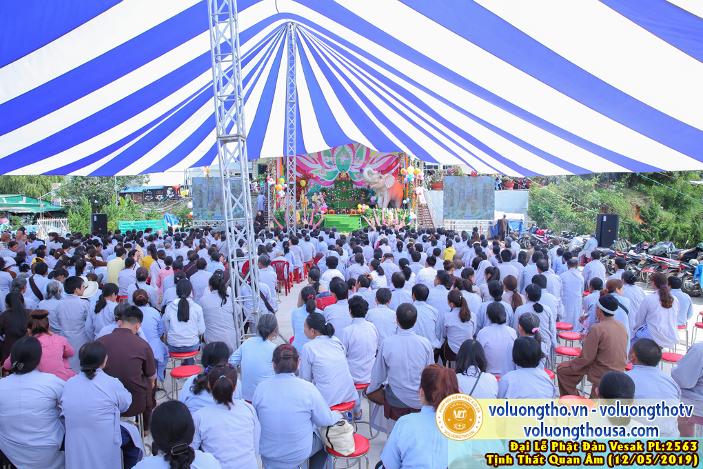hinh-anh-dai-le-phat-dan-tai-chua-quan-the-am-ngay-08-04-ky-hoi-2019-chua-quan-the-am-duc-trong-lam-dong-88.jpg