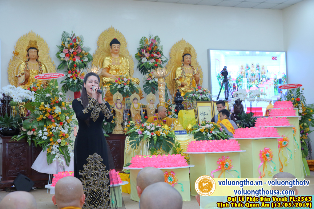 hinh-anh-dai-le-phat-dan-tai-chua-quan-the-am-ngay-08-04-ky-hoi-2019-chua-quan-the-am-duc-trong-lam-dong-92.jpg