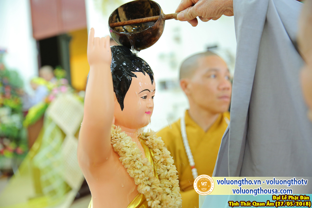 hinh-anh-dai-le-phat-dan-va-le-tam-phat-ngay-27-5-2018-dl-chua-quan-the-am-duc-trong-lam-dong-106.jpg