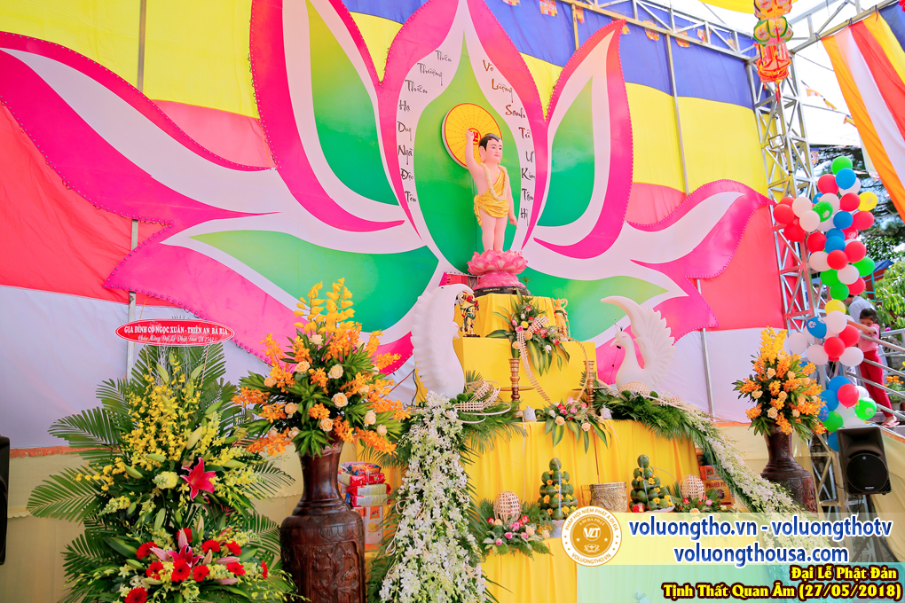 hinh-anh-dai-le-phat-dan-va-le-tam-phat-ngay-27-5-2018-dl-chua-quan-the-am-duc-trong-lam-dong-11.jpg