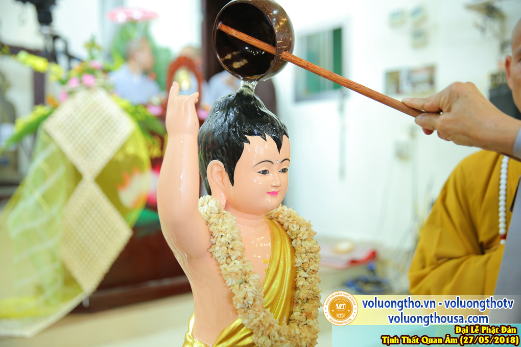 hinh-anh-dai-le-phat-dan-va-le-tam-phat-ngay-27-5-2018-dl-chua-quan-the-am-duc-trong-lam-dong-110.jpg
