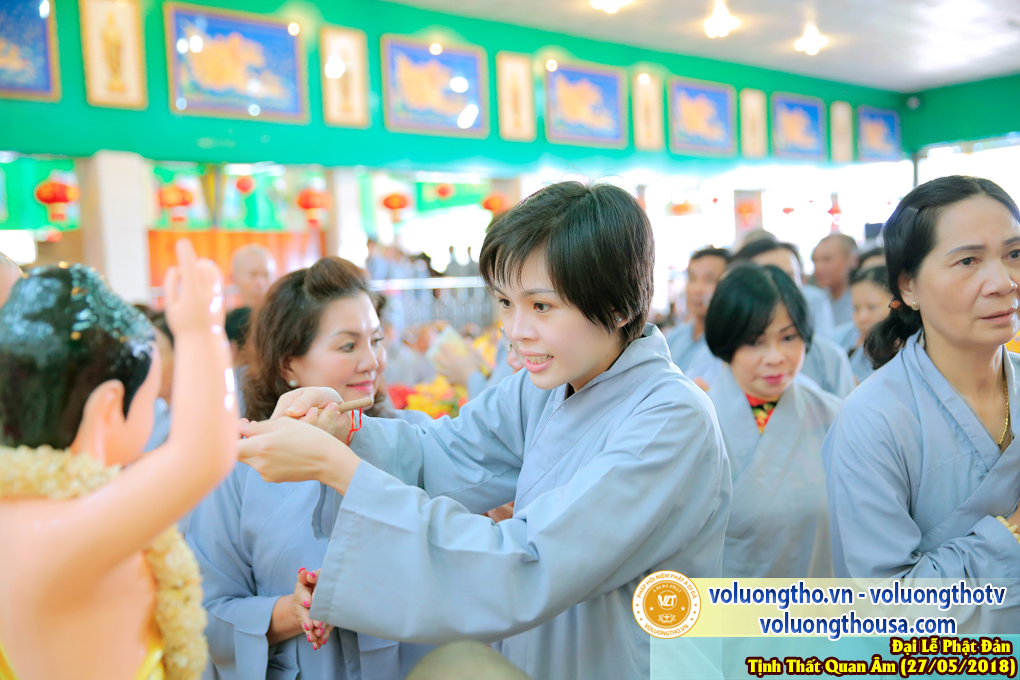 hinh-anh-dai-le-phat-dan-va-le-tam-phat-ngay-27-5-2018-dl-chua-quan-the-am-duc-trong-lam-dong-123.jpg