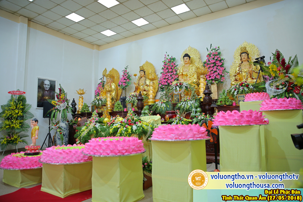 hinh-anh-dai-le-phat-dan-va-le-tam-phat-ngay-27-5-2018-dl-chua-quan-the-am-duc-trong-lam-dong-138.jpg