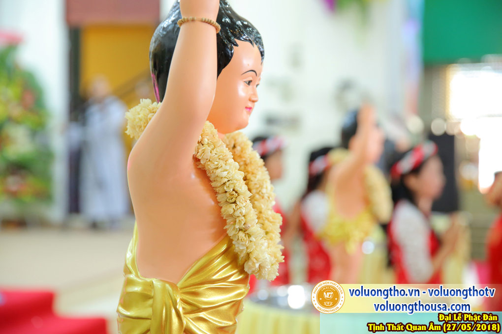 hinh-anh-dai-le-phat-dan-va-le-tam-phat-ngay-27-5-2018-dl-chua-quan-the-am-duc-trong-lam-dong-162.jpg