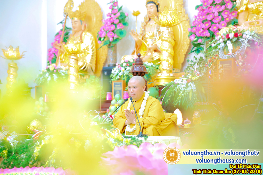 hinh-anh-dai-le-phat-dan-va-le-tam-phat-ngay-27-5-2018-dl-chua-quan-the-am-duc-trong-lam-dong-168.jpg