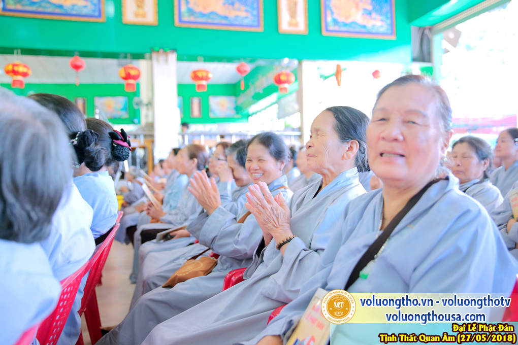 hinh-anh-dai-le-phat-dan-va-le-tam-phat-ngay-27-5-2018-dl-chua-quan-the-am-duc-trong-lam-dong-191.jpg