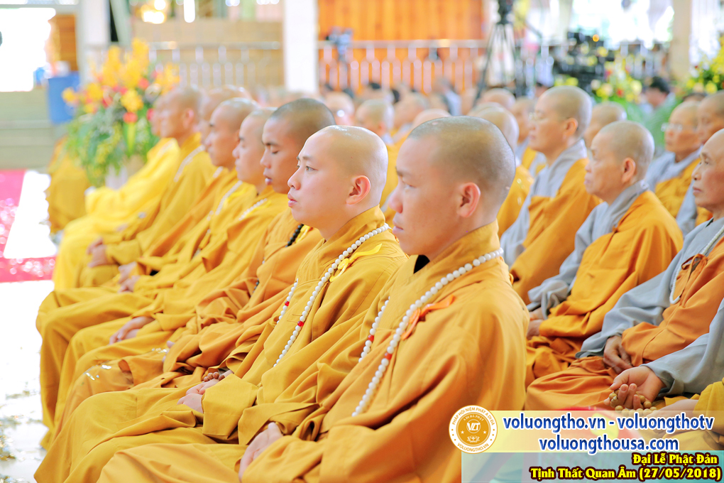 hinh-anh-dai-le-phat-dan-va-le-tam-phat-ngay-27-5-2018-dl-chua-quan-the-am-duc-trong-lam-dong-202.jpg