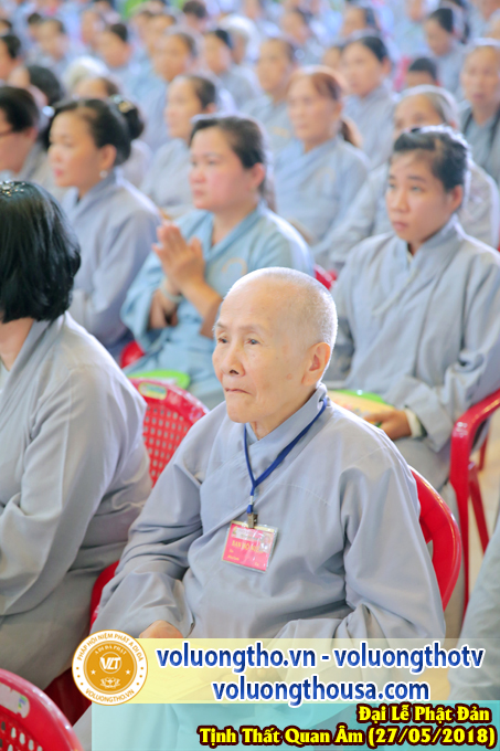hinh-anh-dai-le-phat-dan-va-le-tam-phat-ngay-27-5-2018-dl-chua-quan-the-am-duc-trong-lam-dong-208.jpg