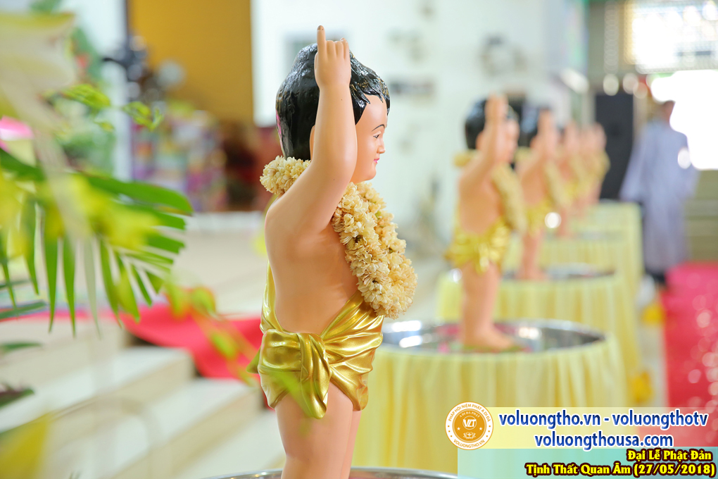 hinh-anh-dai-le-phat-dan-va-le-tam-phat-ngay-27-5-2018-dl-chua-quan-the-am-duc-trong-lam-dong-209.jpg