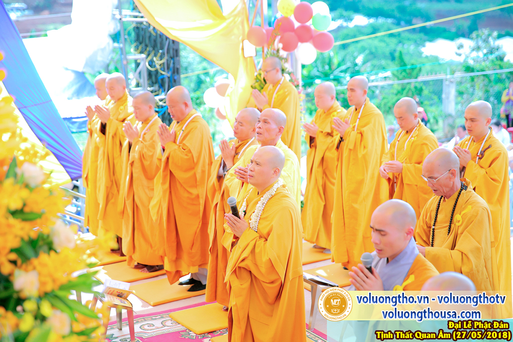 hinh-anh-dai-le-phat-dan-va-le-tam-phat-ngay-27-5-2018-dl-chua-quan-the-am-duc-trong-lam-dong-34.jpg