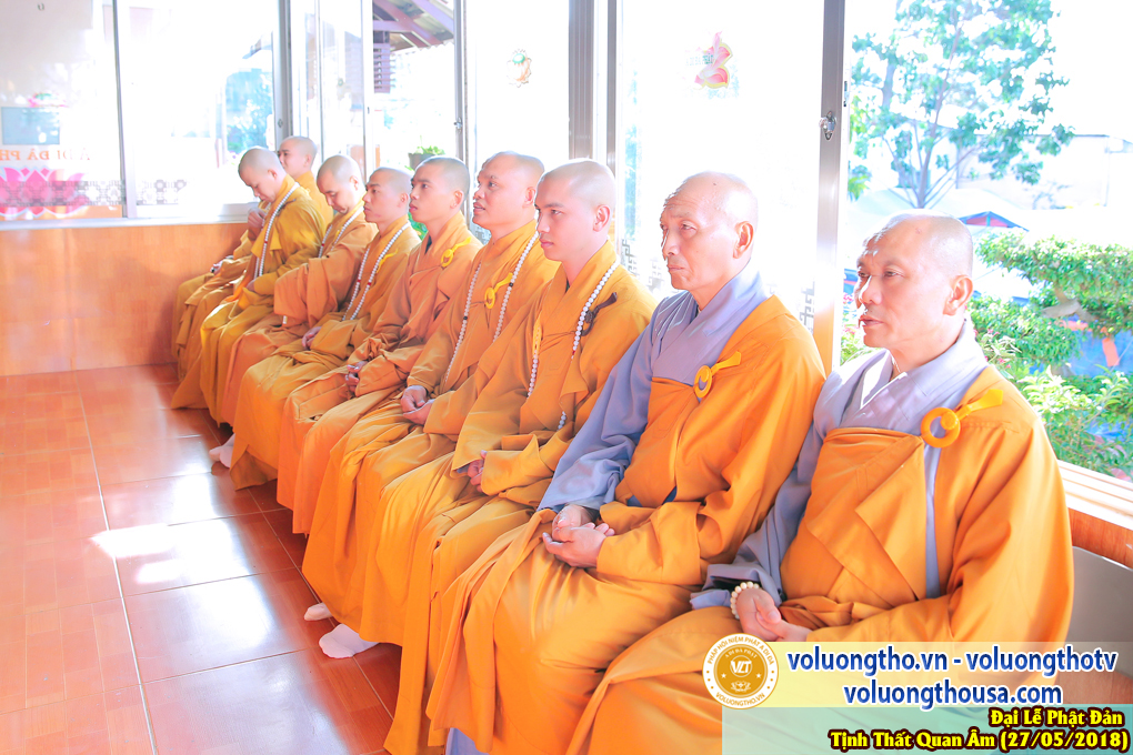 hinh-anh-dai-le-phat-dan-va-le-tam-phat-ngay-27-5-2018-dl-chua-quan-the-am-duc-trong-lam-dong-46.jpg