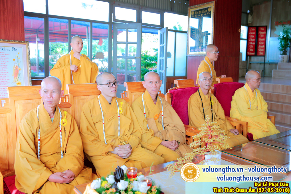hinh-anh-dai-le-phat-dan-va-le-tam-phat-ngay-27-5-2018-dl-chua-quan-the-am-duc-trong-lam-dong-57.jpg