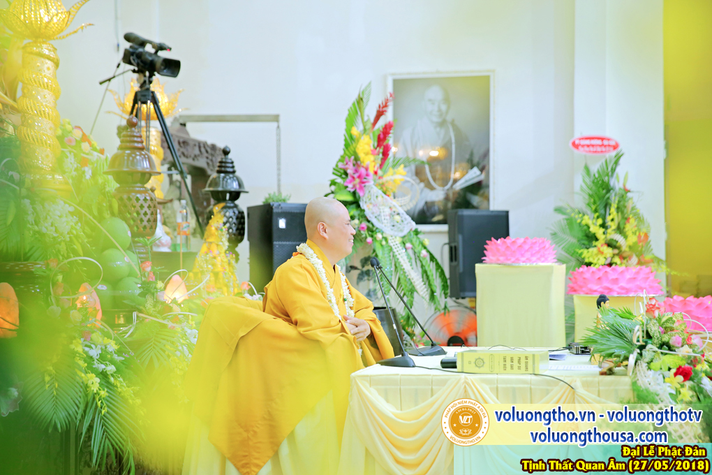 hinh-anh-dai-le-phat-dan-va-le-tam-phat-ngay-27-5-2018-dl-chua-quan-the-am-duc-trong-lam-dong-6.jpg