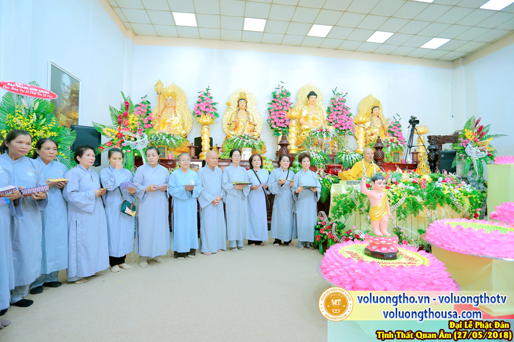 hinh-anh-dai-le-phat-dan-va-le-tam-phat-ngay-27-5-2018-dl-chua-quan-the-am-duc-trong-lam-dong-83.jpg