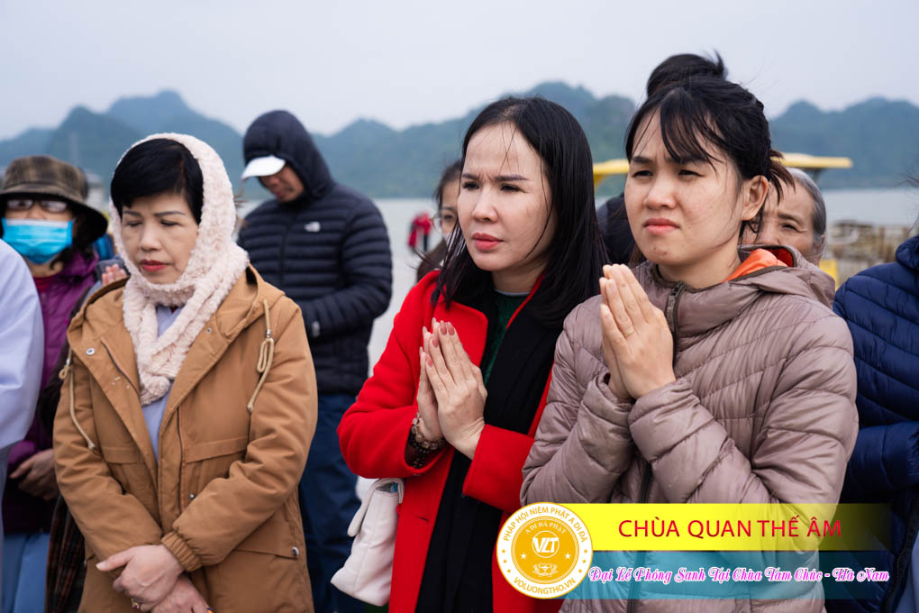 hinh-anh-dai-le-phong-sanh-tai-chua-tam-chuc-tinh-ha-nam-thu-5-ngay-21-12-2023-chua-quan-the-am-duc-trong-lam-dong-33.jpg