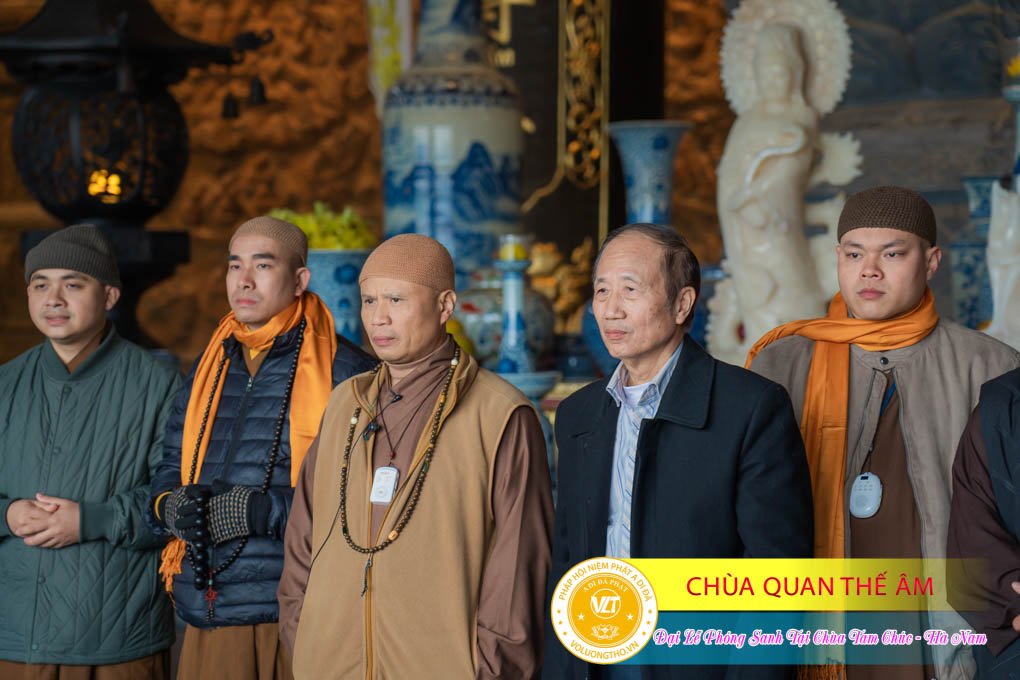 hinh-anh-dai-le-phong-sanh-tai-chua-tam-chuc-tinh-ha-nam-thu-5-ngay-21-12-2023-chua-quan-the-am-duc-trong-lam-dong-70.jpg