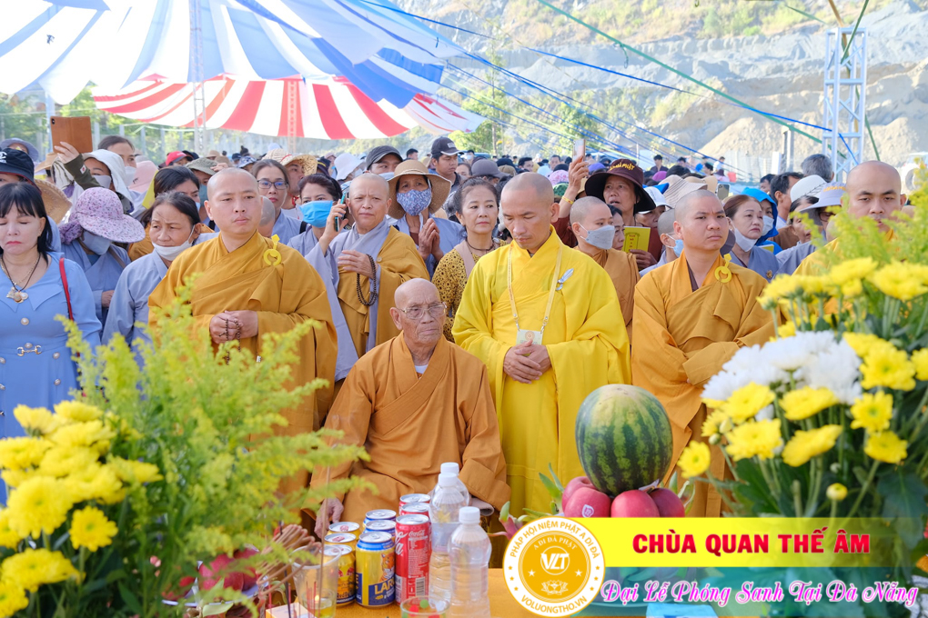 hinh-anh-dai-le-phong-sanh-tai-khu-tam-linh-da-son-da-nang-chua-quan-the-am-duc-trong-lam-dong-6.jpg