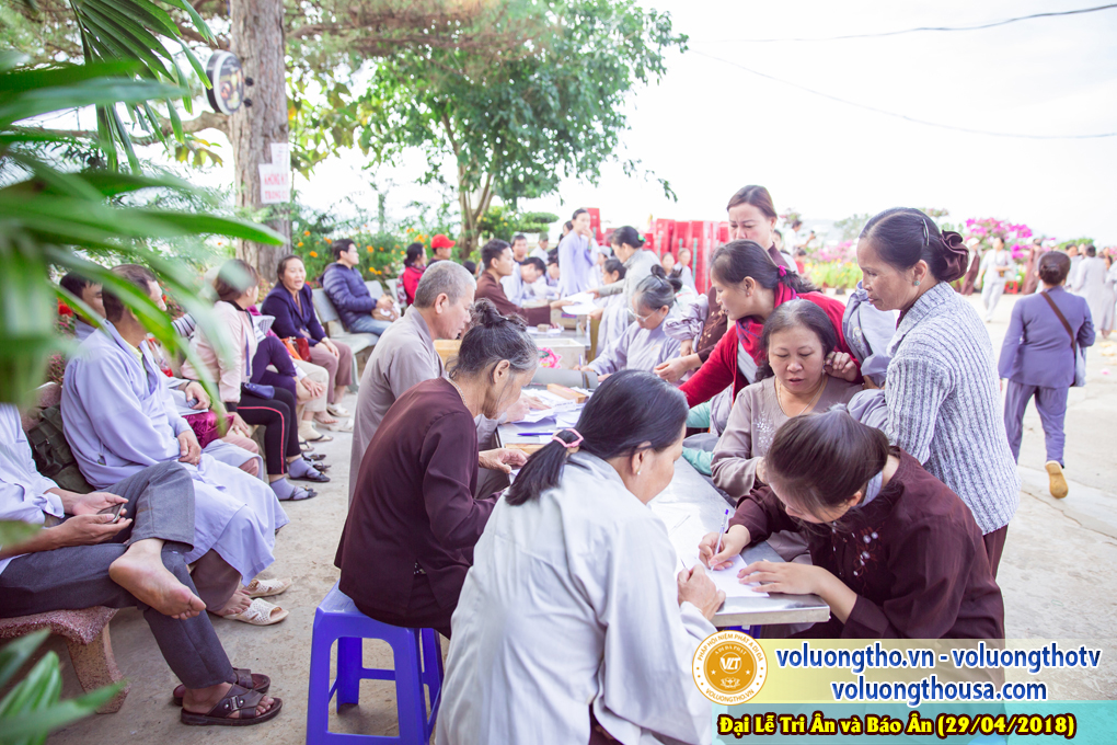 hinh-anh-dai-le-tri-an-va-bao-an-tai-chua-quan-the-am-ngay-29-4-2018-chua-quan-the-am-duc-trong-lam-dong-78.jpg