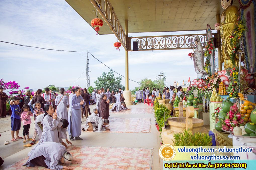 hinh-anh-dai-le-tri-an-va-bao-an-tai-chua-quan-the-am-ngay-29-4-2018-chua-quan-the-am-duc-trong-lam-dong-79.jpg