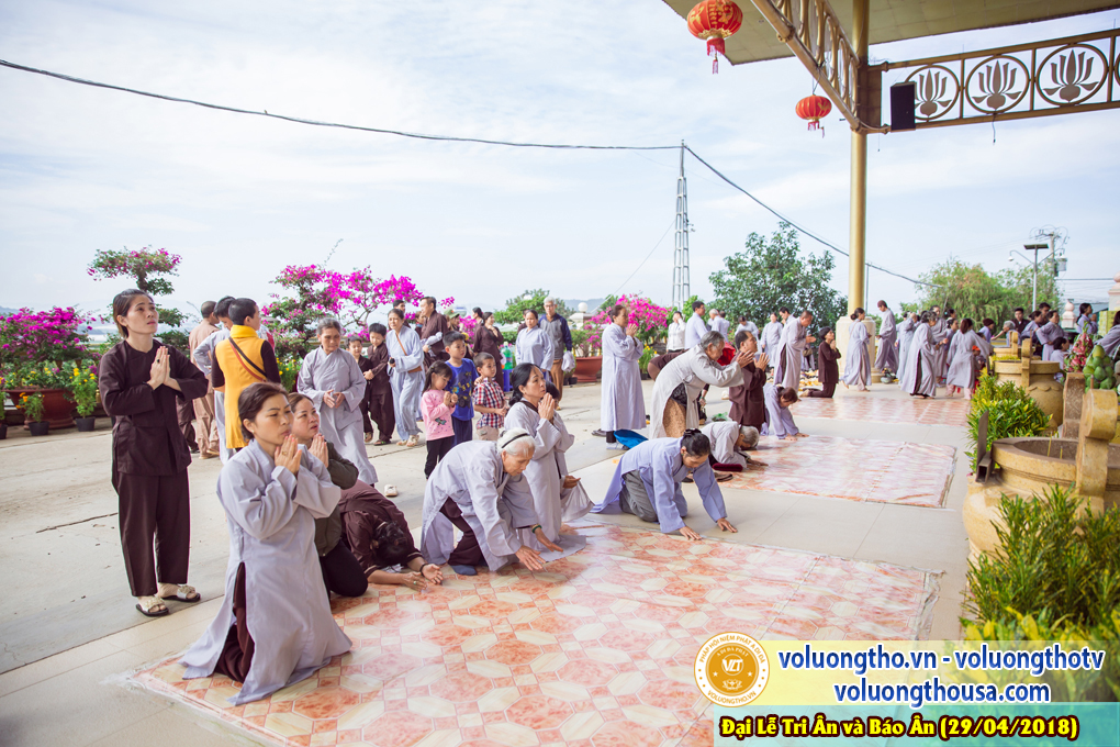hinh-anh-dai-le-tri-an-va-bao-an-tai-chua-quan-the-am-ngay-29-4-2018-chua-quan-the-am-duc-trong-lam-dong-80.jpg