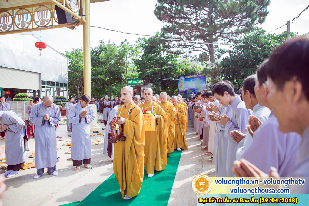 hinh-anh-dai-le-tri-an-va-bao-an-tai-chua-quan-the-am-ngay-29-4-2018-chua-quan-the-am-duc-trong-lam-dong-96.jpg