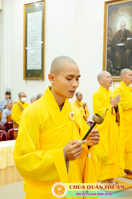 hinh-anh-dai-le-vu-lan-2022-chua-quan-the-am-duc-trong-lam-dong-11.jpg