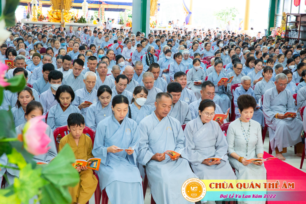 hinh-anh-dai-le-vu-lan-2022-chua-quan-the-am-duc-trong-lam-dong-15.jpg