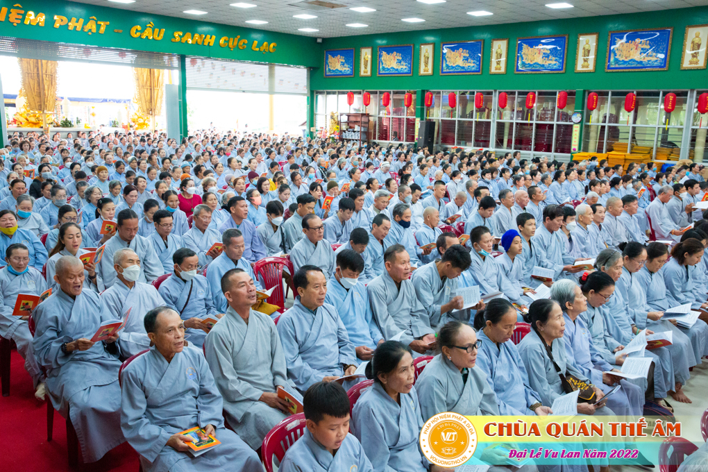 hinh-anh-dai-le-vu-lan-2022-chua-quan-the-am-duc-trong-lam-dong-17.jpg