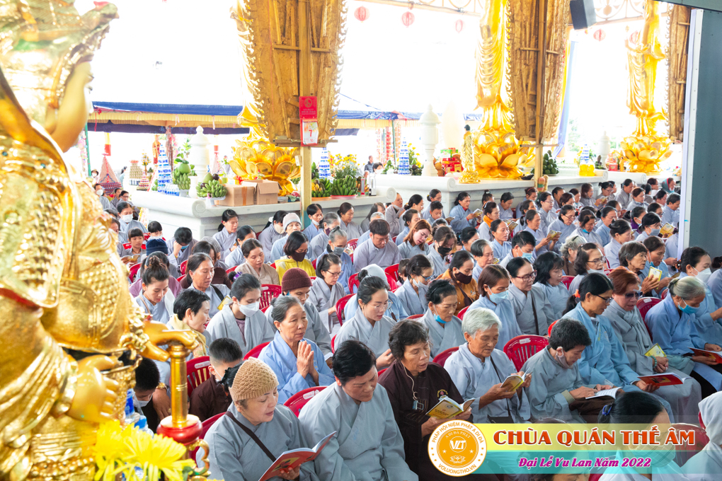 hinh-anh-dai-le-vu-lan-2022-chua-quan-the-am-duc-trong-lam-dong-26.jpg