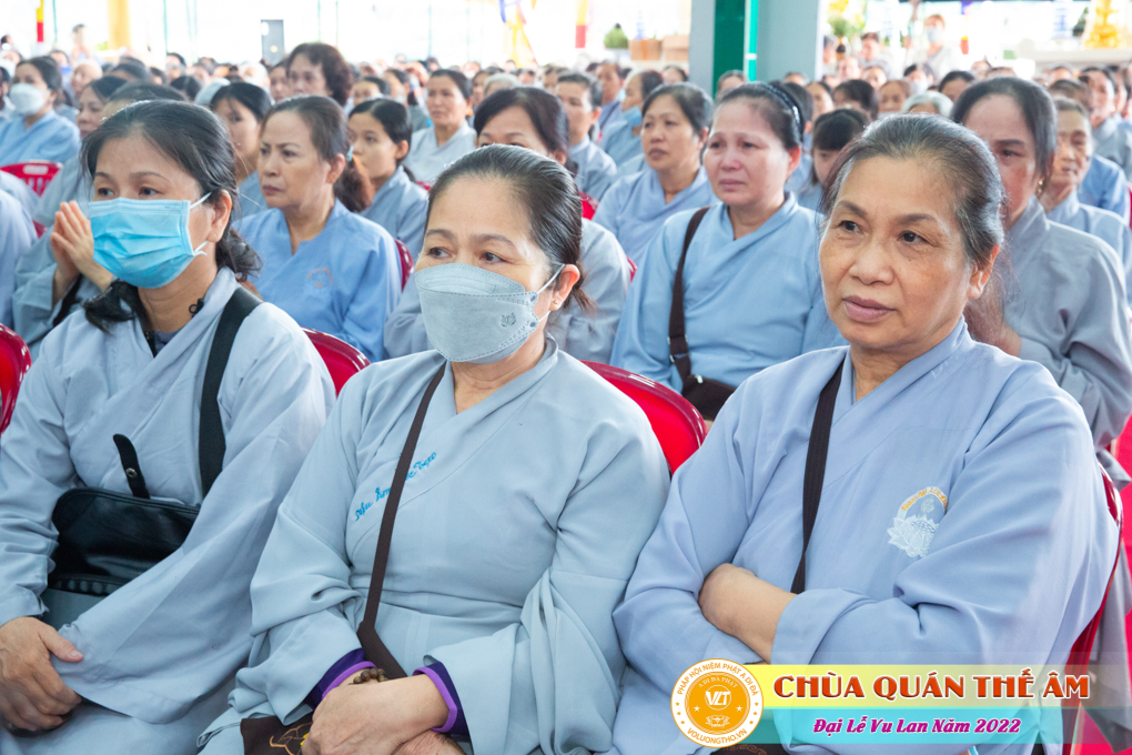 hinh-anh-dai-le-vu-lan-2022-chua-quan-the-am-duc-trong-lam-dong-35.jpg