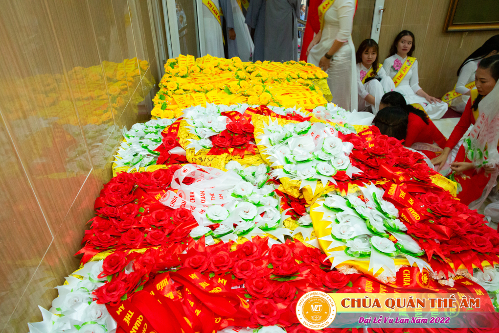 hinh-anh-dai-le-vu-lan-2022-chua-quan-the-am-duc-trong-lam-dong-38.jpg