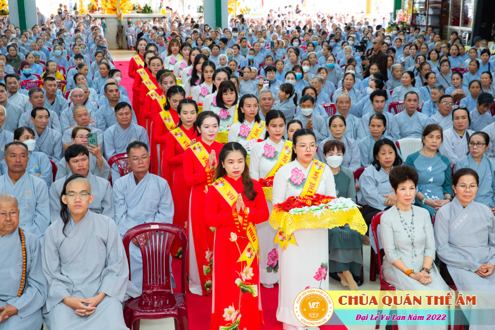 hinh-anh-dai-le-vu-lan-2022-chua-quan-the-am-duc-trong-lam-dong-52.jpg
