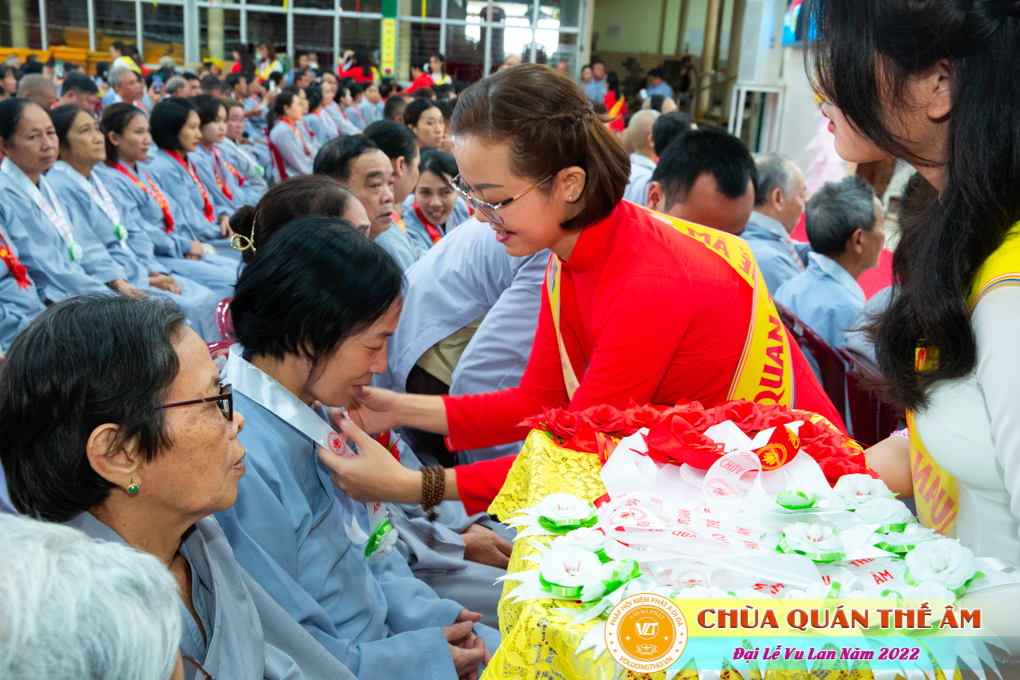 hinh-anh-dai-le-vu-lan-2022-chua-quan-the-am-duc-trong-lam-dong-60.jpg