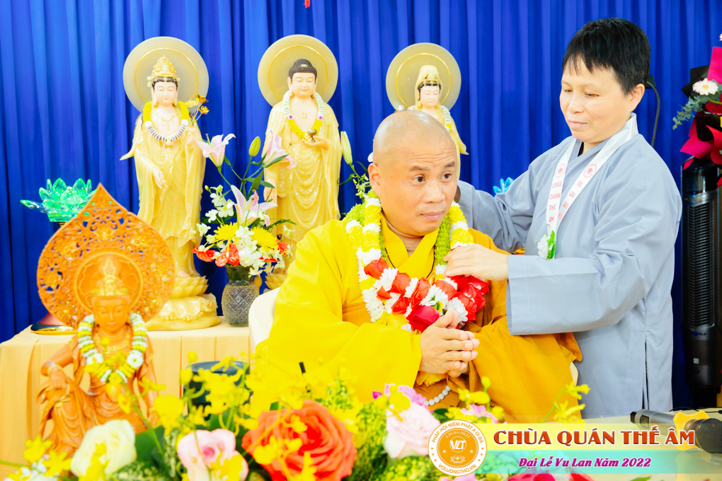 hinh-anh-dai-le-vu-lan-2022-chua-quan-the-am-duc-trong-lam-dong-84.jpg