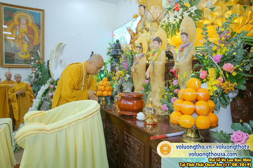 hinh-anh-dai-le-vu-lan-tai-chua-quan-the-am-ngay-11-07-ky-hoi-2019-chua-quan-the-am-duc-trong-lam-dong-100.jpg