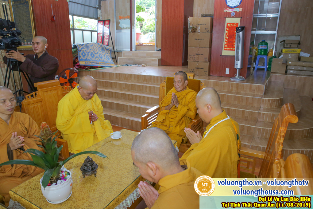 hinh-anh-dai-le-vu-lan-tai-chua-quan-the-am-ngay-11-07-ky-hoi-2019-chua-quan-the-am-duc-trong-lam-dong-13.jpg