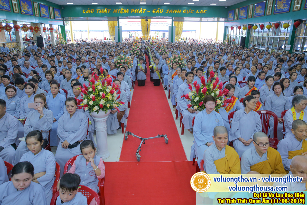 hinh-anh-dai-le-vu-lan-tai-chua-quan-the-am-ngay-11-07-ky-hoi-2019-chua-quan-the-am-duc-trong-lam-dong-21.jpg