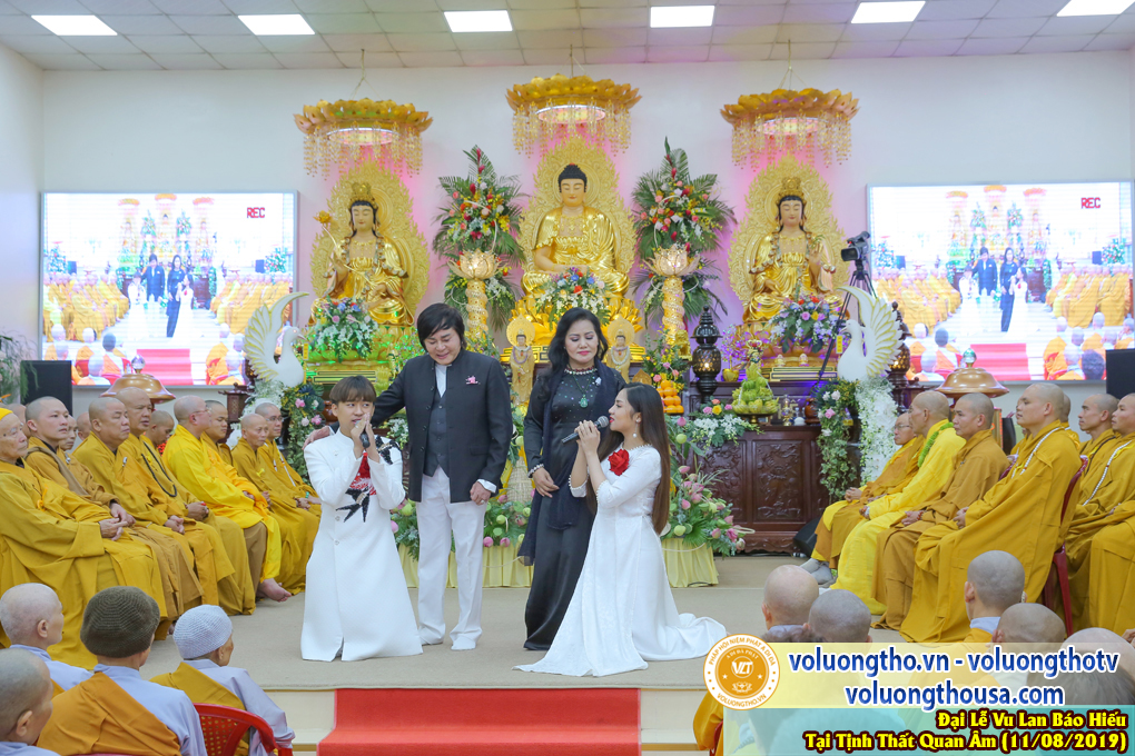 hinh-anh-dai-le-vu-lan-tai-chua-quan-the-am-ngay-11-07-ky-hoi-2019-chua-quan-the-am-duc-trong-lam-dong-31.jpg