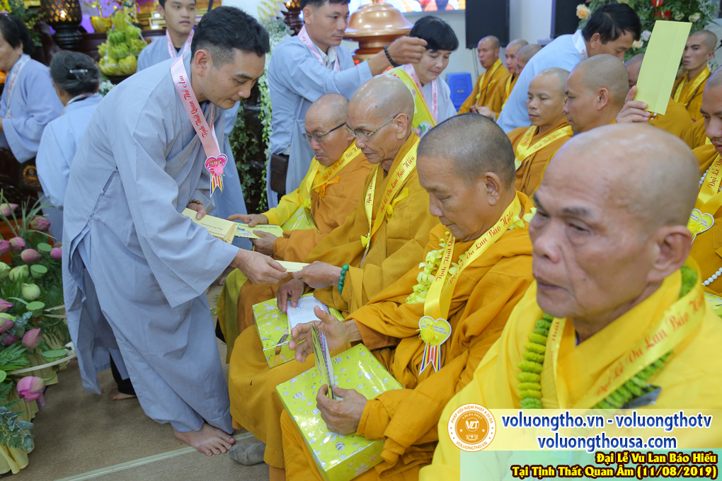 hinh-anh-dai-le-vu-lan-tai-chua-quan-the-am-ngay-11-07-ky-hoi-2019-chua-quan-the-am-duc-trong-lam-dong-69.jpg