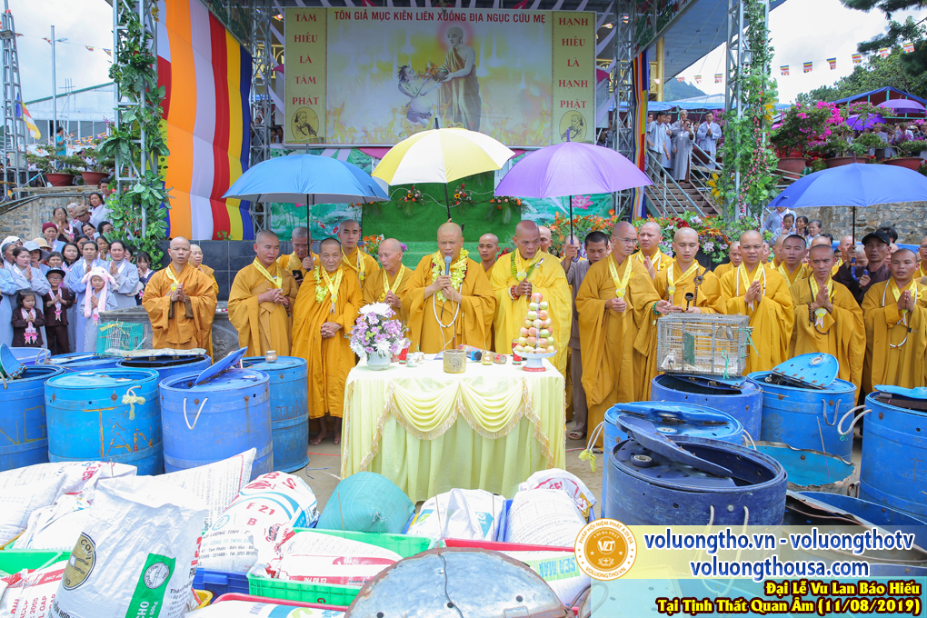hinh-anh-dai-le-vu-lan-tai-chua-quan-the-am-ngay-11-07-ky-hoi-2019-chua-quan-the-am-duc-trong-lam-dong-70.jpg