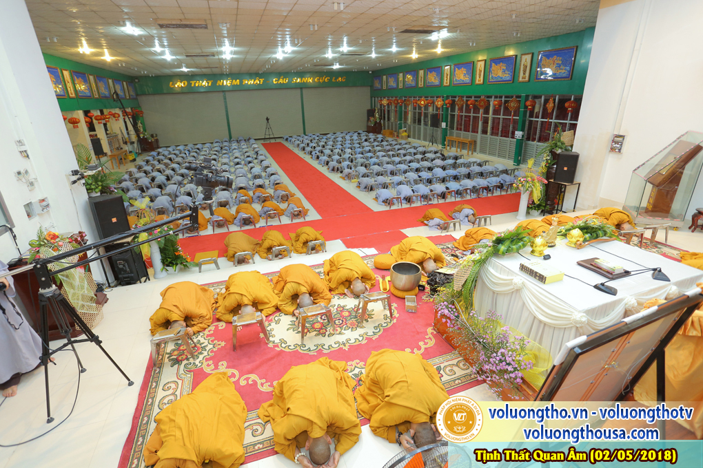 hinh-anh-dd-thich-giac-nhan-cong-tu-cung-dai-chung-va-giang-an-quang-van-sao-03-05-2018-chua-quan-the-am-duc-trong-lam-dong-15.jpg