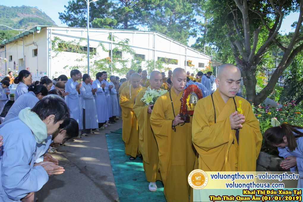 hinh-anh-dd-thich-giac-nhan-khai-thi-dau-nam-ky-hoi-05-02-2019-chua-quan-the-am-duc-trong-lam-dong-9.jpg
