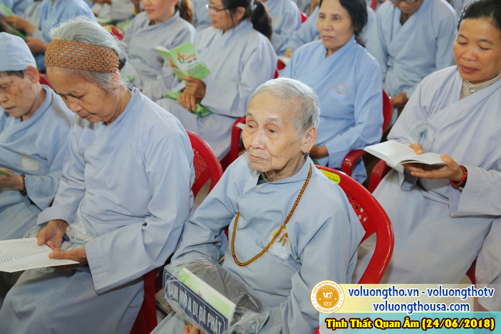 hinh-anh-dd-thich-giac-nhan-thuyet-giang-chu-nhat-ngay-24-6-2018-chua-quan-the-am-duc-trong-lam-dong-20.jpg