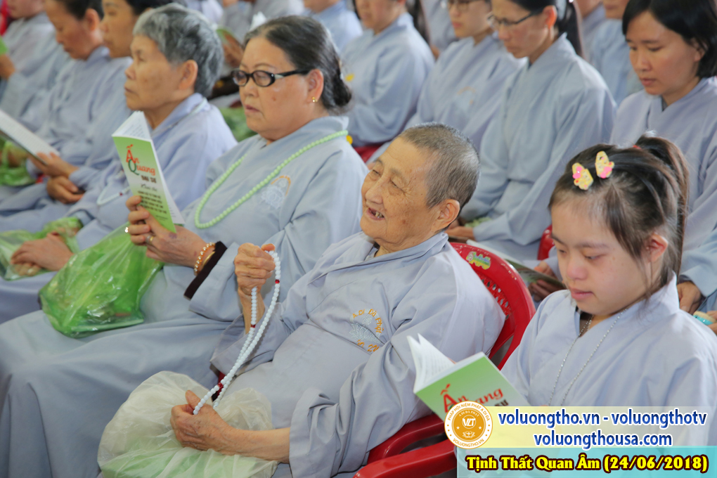 hinh-anh-dd-thich-giac-nhan-thuyet-giang-chu-nhat-ngay-24-6-2018-chua-quan-the-am-duc-trong-lam-dong-25.jpg