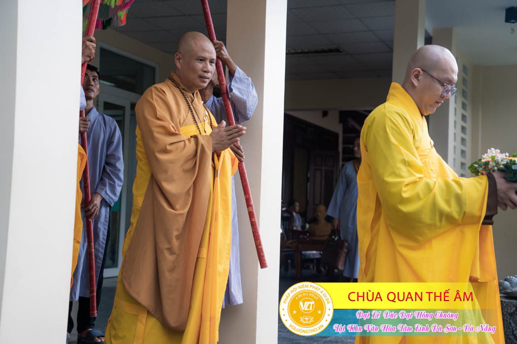 hinh-anh-duc-dai-hong-chuong-tai-khu-tam-linh-da-son-da-nang-ngay-17-12-2023-chua-quan-the-am-duc-trong-lam-dong-104.jpg