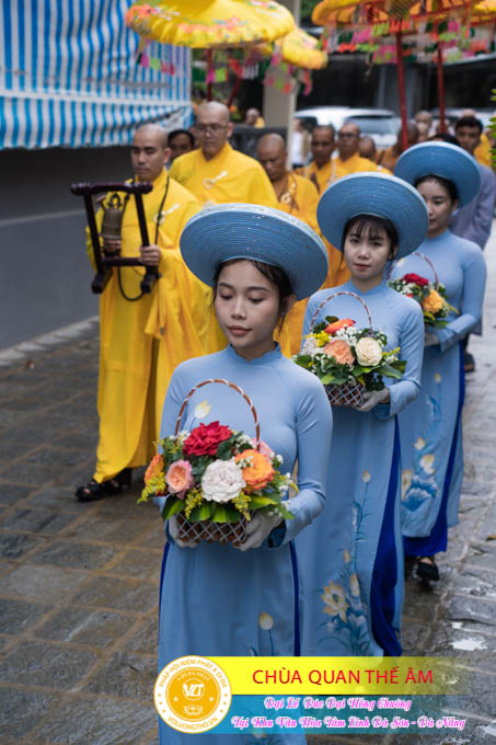 hinh-anh-duc-dai-hong-chuong-tai-khu-tam-linh-da-son-da-nang-ngay-17-12-2023-chua-quan-the-am-duc-trong-lam-dong-106.jpg