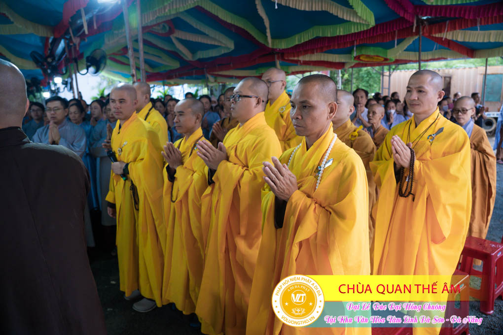 hinh-anh-duc-dai-hong-chuong-tai-khu-tam-linh-da-son-da-nang-ngay-17-12-2023-chua-quan-the-am-duc-trong-lam-dong-110.jpg