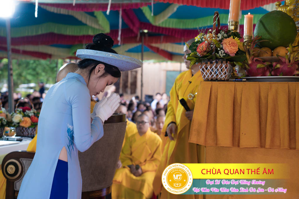 hinh-anh-duc-dai-hong-chuong-tai-khu-tam-linh-da-son-da-nang-ngay-17-12-2023-chua-quan-the-am-duc-trong-lam-dong-115.jpg